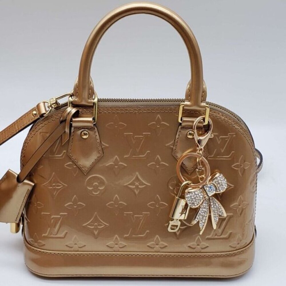 LV Gold Padlock Authentic 🔑 Luxury Bag Charm w/ Unbranded Ribbon Keychain - Picture 7 of 7